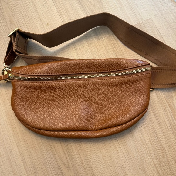 Quince Italian Pebbled Leather Sling Bag Cognac Brown Tan - Picture 2 of 5